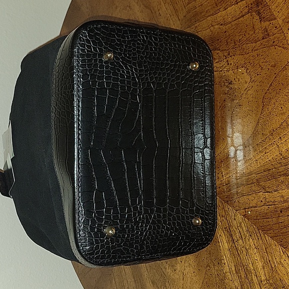 ISADORA Made in Italy Genuine Suede, Croco Trim Bucket Bag, Black NWT - Picture 8 of 14